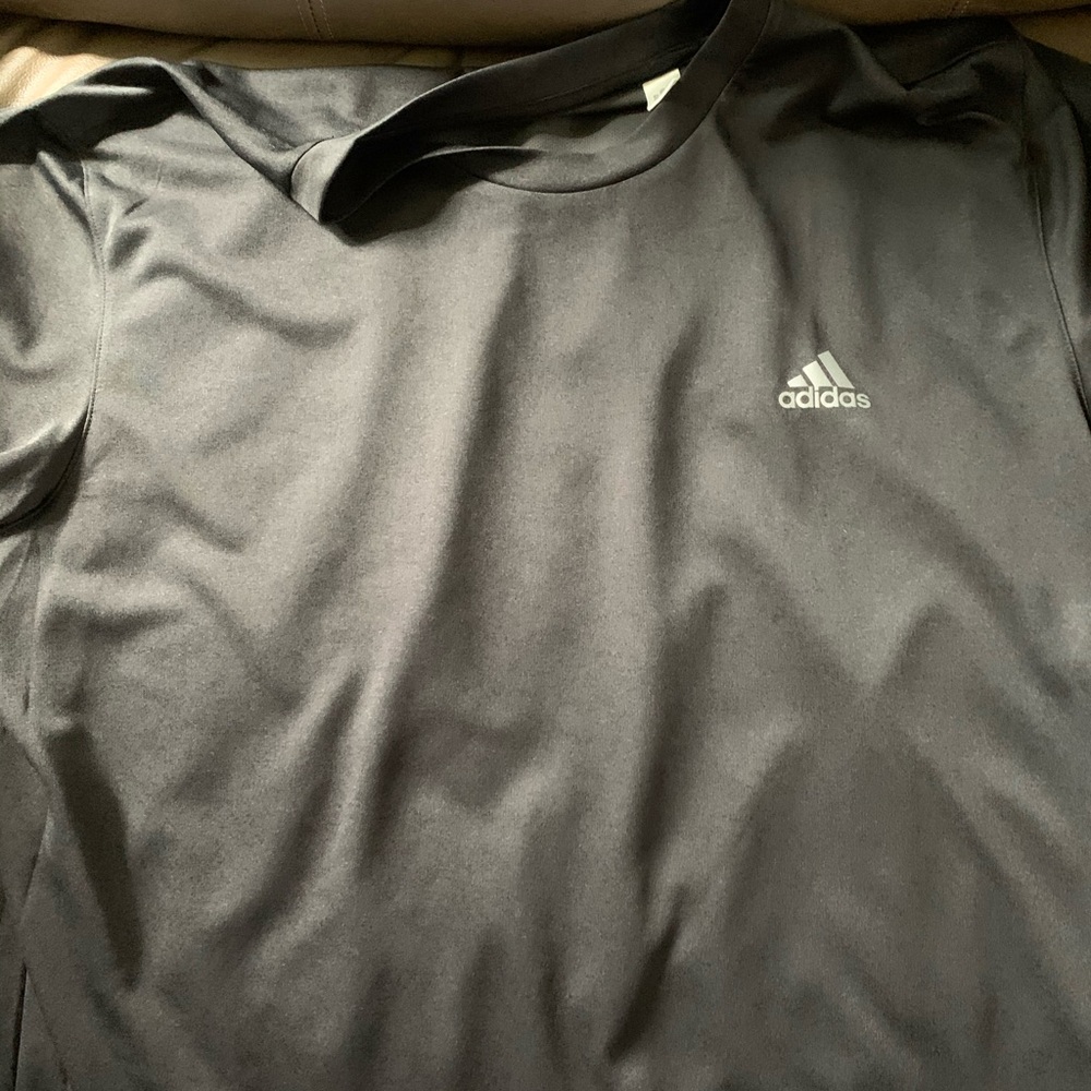 Men’s XL T shirt
